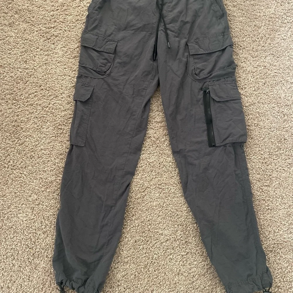 Aeropostale Gray Cargo Pants Relaxed Fit XS